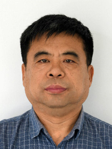 馮文利（方達(dá)康集團(tuán)總經(jīng)理，中國(guó)散裝水泥推廣發(fā)展協(xié)會(huì)專家組成員，中國(guó)建材院綠色推廣中心教授，方達(dá)康砂漿技術(shù)研究院院長(zhǎng)）